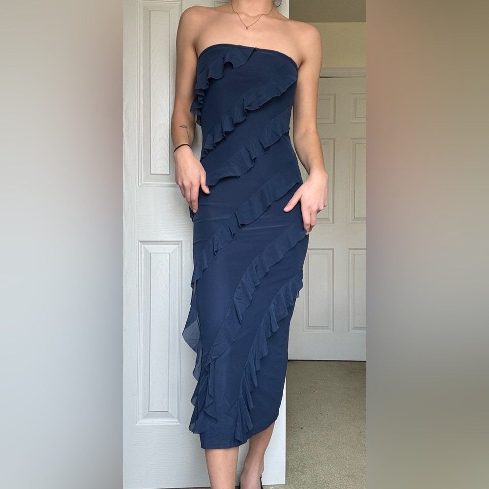 Elegant Navy Ruffle Dress